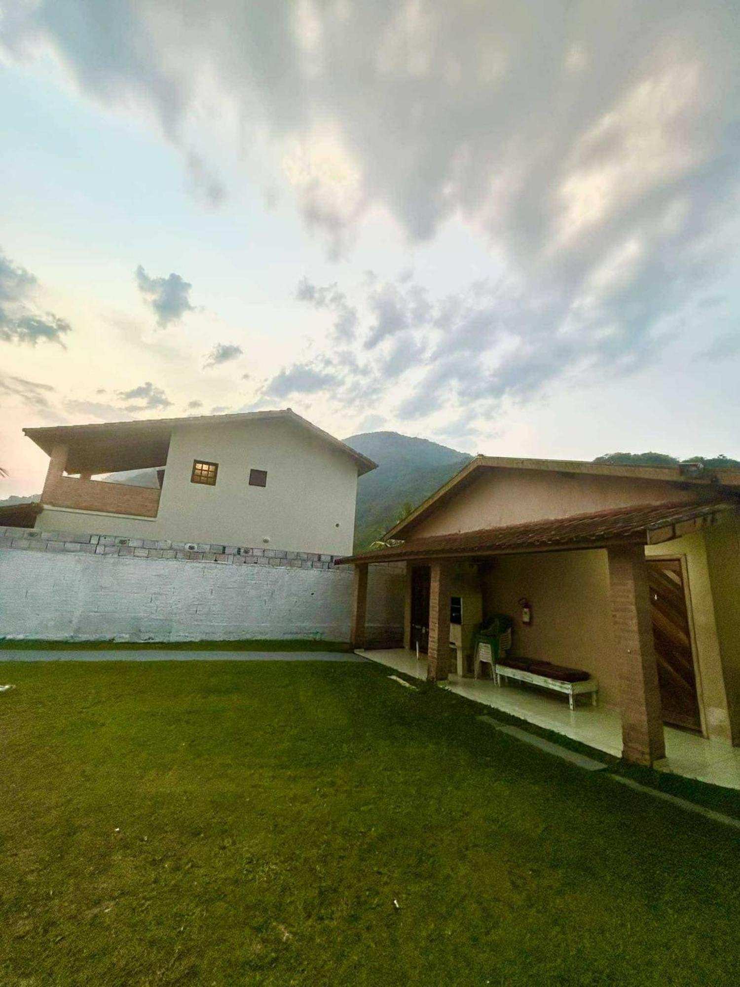 Villa Sobrado E Casa Em Ubatuba Exterior foto